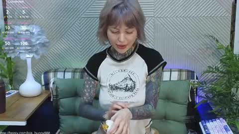 Lola online show from March 21, 5:01 am