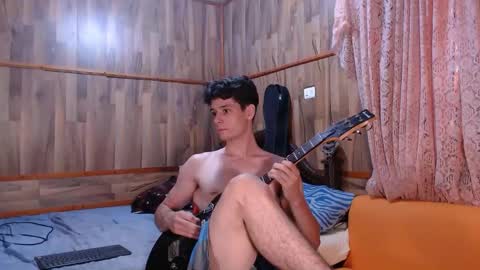 chris independent  online show from December 15, 9:31 pm