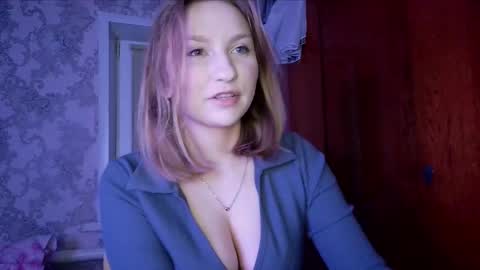 Snapshot of pr_in_cess_ chatting on October 17, 7:27 pm pr_in_cess_ online show from October 17, 7:27 pm