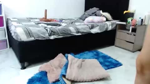 Snapshot of preciosa15 chatting on May 29, 2:53 am Dahiana. online show from May 29, 2:53 am