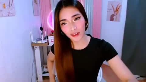 Snapshot of preciosa_banks69 chatting on June 15, 10:28 am preciosa_banks69 online show from June 15, 10:28 am