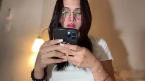 Snapshot of precious_amber69 chatting on February 2, 4:00 pm Oh my Amber online show from February 2, 4:00 pm