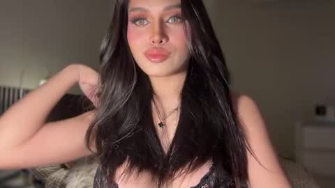 Snapshot of precious_amber69 chatting on March 7, 12:04 am Oh my Amber online show from March 7, 12:04 am