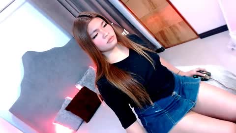 Snapshot of precious_mia07 chatting on January 9, 9:59 am Mia maxwel online show from January 9, 9:59 am