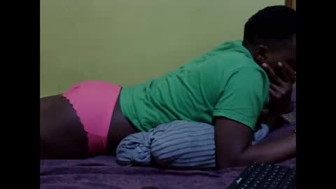 precious_nesh online show from December 16, 6:46 pm