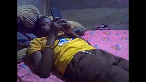 precious_nesh online show from May 20, 5:35 am
