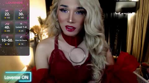 Snapshot of preciousrosedoll chatting on September 16, 1:17 am Rosedoll online show from September 16, 1:17 am