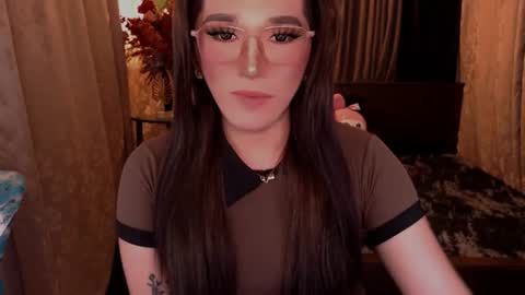 Snapshot of preciousrosedoll chatting on June 16, 12:57 am Rosedoll online show from June 16, 12:57 am
