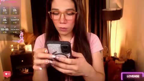 Snapshot of preciousrosedoll chatting on June 29, 10:15 am Rosedoll online show from June 29, 10:15 am