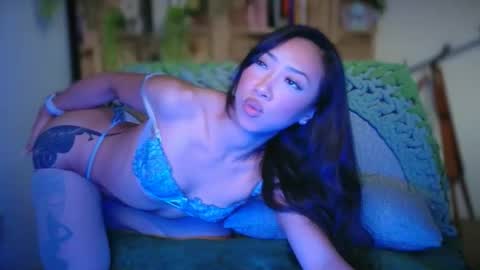 PreeminentJess online show from October 30, 1:07 am