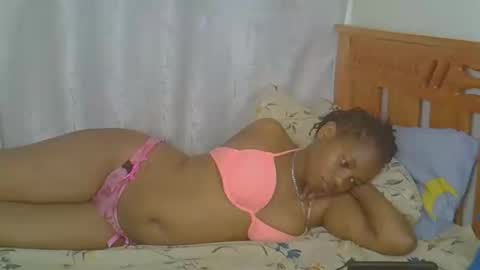 preetty_queenie1 online show from April 29, 1:32 am