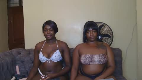 Snapshot of preetycookie chatting on January 25, 6:45 am Lilly online show from January 25, 6:45 am