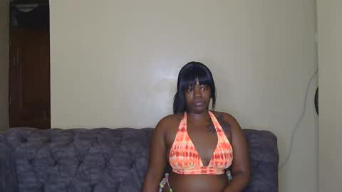 Snapshot of preetycookie chatting on January 27, 4:52 am Lilly online show from January 27, 4:52 am