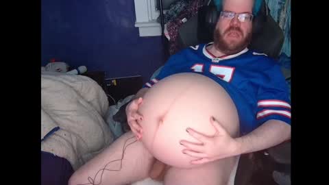 Snapshot of pregnantpup chatting on December 14, 12:44 am pregnantpup online show from December 14, 12:44 am