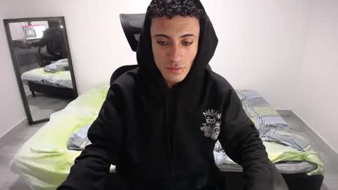 Plux online show from January 11, 3:55 am