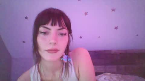 presentpatchouli online show from April 7, 11:37 pm