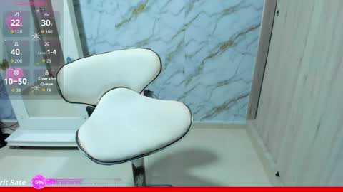 Snapshot of pressure_xxx_420 chatting on June 1, 8:49 am PRESSURE online show from June 1, 8:49 am