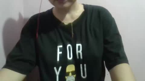 pretty_aimee online show from November 1, 12:40 pm