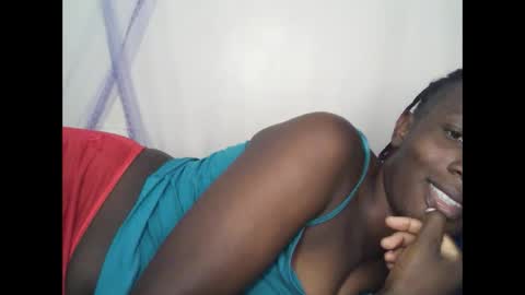 Snapshot of pretty_ass07 chatting on May 8, 8:30 am pretty_ass07 online show from May 8, 8:30 am