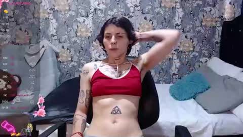 Snapshot of pretty_cristal22 chatting on June 13, 8:40 pm pretty_cristal22 online show from June 13, 8:40 pm