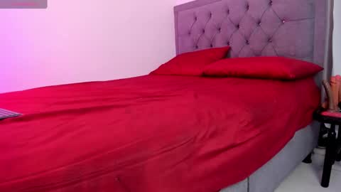 Snapshot of pretty_emii chatting on March 29, 5:02 pm Alexa .......... 5pm - 10pm online show from March 29, 5:02 pm