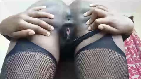 Snapshot of pretty_freaky chatting on January 14, 8:20 am Maya online show from January 14, 8:20 am