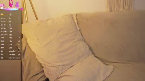 pretty_goddess online show from February 23, 8:39 pm