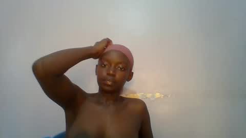 Snapshot of pretty_hearts chatting on February 23, 6:22 am Shillah online show from February 23, 6:22 am