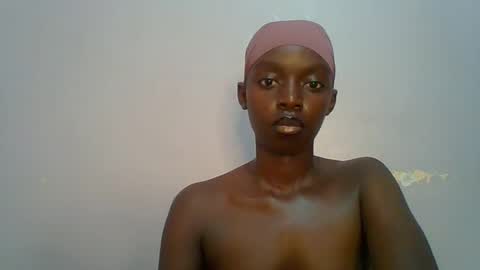 Snapshot of pretty_hearts chatting on February 26, 5:06 am Shillah online show from February 26, 5:06 am