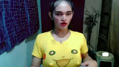 Snapshot of pretty_lady_kitty chatting on June 17, 11:34 am pretty_lady_kitty online show from June 17, 11:34 am