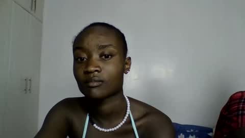 pretty luv1 online show from January 14, 8:03 pm