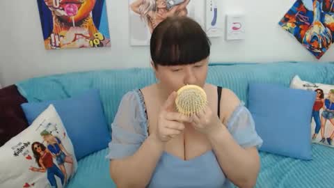 pretty_malika online show from May 17, 5:16 am