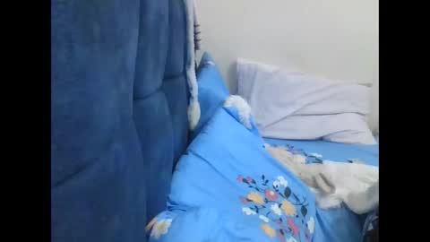 Snapshot of pretty_petite_ebony chatting on May 19, 1:56 am pretty_petite_ebony online show from May 19, 1:56 am