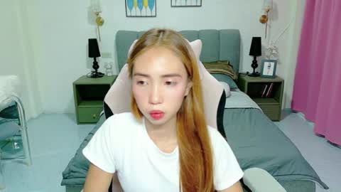 Snapshot of pretty_pinay_khimmy chatting on July 9, 12:31 pm pretty_pinay_khimmy online show from July 9, 12:31 pm