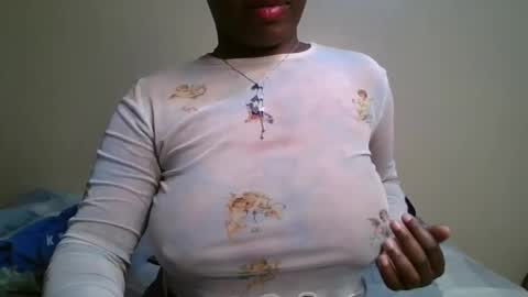 pretty_shila online show from October 21, 10:43 pm