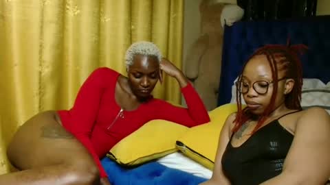 Snapshot of pretty_soniah chatting on April 13, 7:52 pm soniah online show from April 13, 7:52 pm