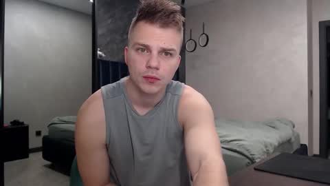 Justin online show from November 23, 6:52 pm