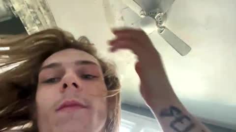 pretty_tootsie online show from March 24, 4:45 pm