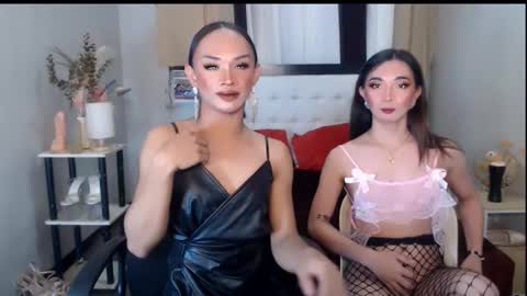 prettyakhira online show from February 19, 11:17 am