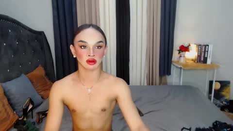 prettyakhira online show from March 11, 3:23 pm