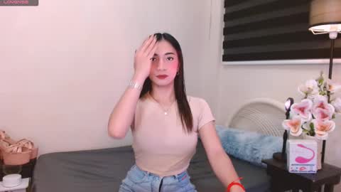 prettyakhira online show from January 10, 9:44 am