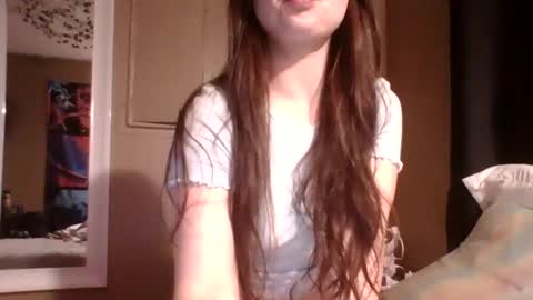 Snapshot of prettybaby22 chatting on January 24, 12:42 am prettybaby22 online show from January 24, 12:42 am