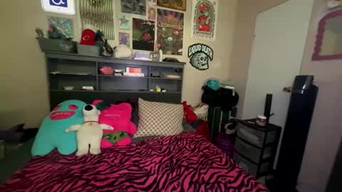 Snapshot of prettybabystacy chatting on February 12, 9:43 pm stacy online show from February 12, 9:43 pm