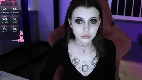 Violet online show from October 24, 11:12 pm