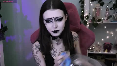 Violet online show from February 1, 11:14 pm