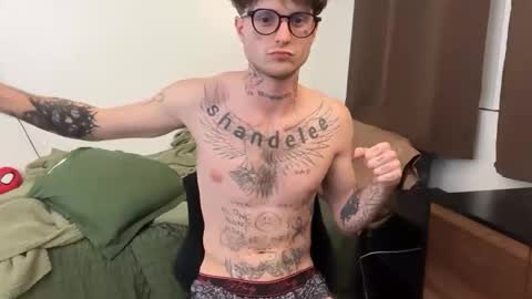 pretty boy online show from March 9, 5:11 am