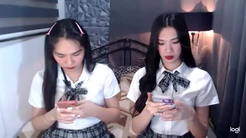 ASHLEY online show from December 13, 2:38 pm