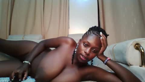 prettydulce online show from November 3, 3:46 pm