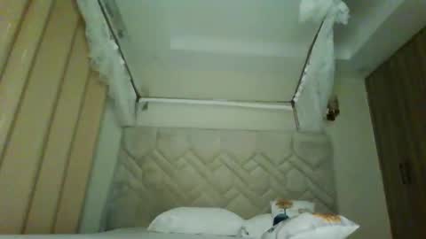 prettydulce online show from March 1, 3:47 pm