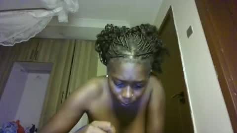 Snapshot of prettydulce chatting on April 30, 3:13 am prettydulce online show from April 30, 3:13 am